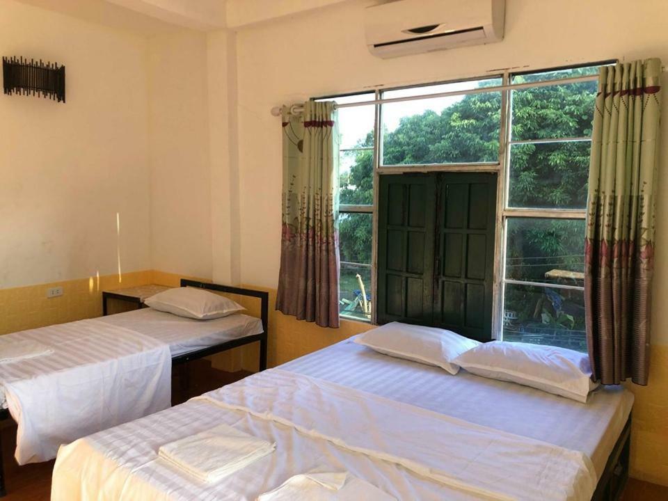 Army Barracks Guesthouse Vang Vieng Eksteriør billede