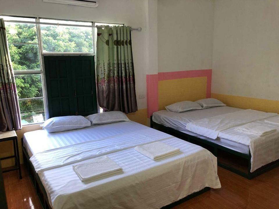Army Barracks Guesthouse Vang Vieng Eksteriør billede